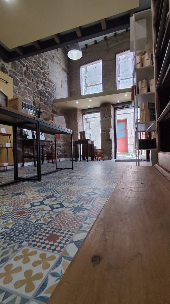 Interior de Sío&Co en Allariz